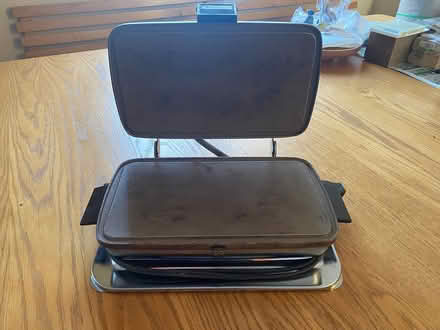 Photo of free Sandwich/waffle maker (The Glebe) #2