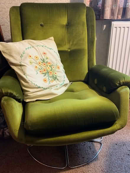 Photo of free chairs (Ll536NX) #1