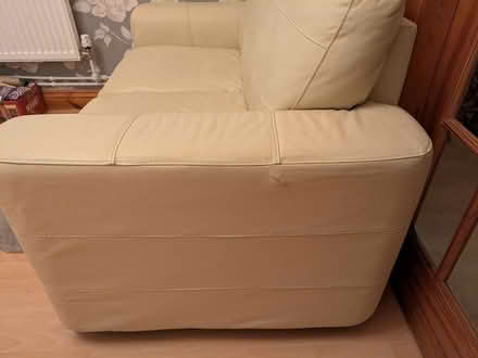 Photo of free Cream Leather Sofa (LL41 Ffestiniog) #2
