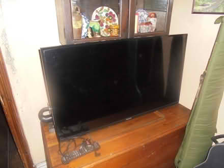 Photo of free Panasonic Smart TV (Hoscar L40) #1