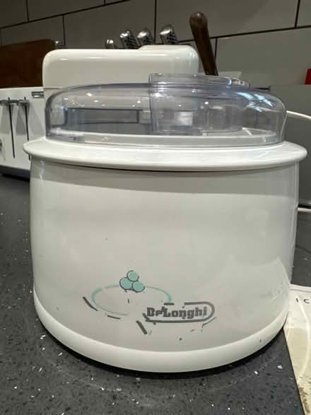 Photo of free DeLonghi ice cream maker (Whiteway) #1