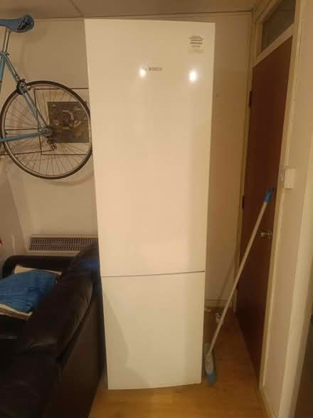 Photo of free Bosch fridge-freezer (London SW11) #1