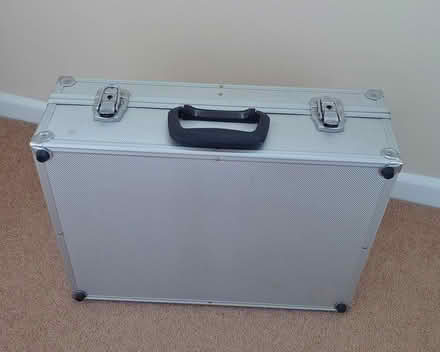 Photo of free 18" aluminium case (West Bedhampton PO9) #1