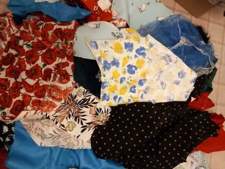 Photo of free Fabric scraps (Farden SY8) #1