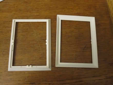 Photo of free A6 Clip "Frames" (North Sheen TW9) #1