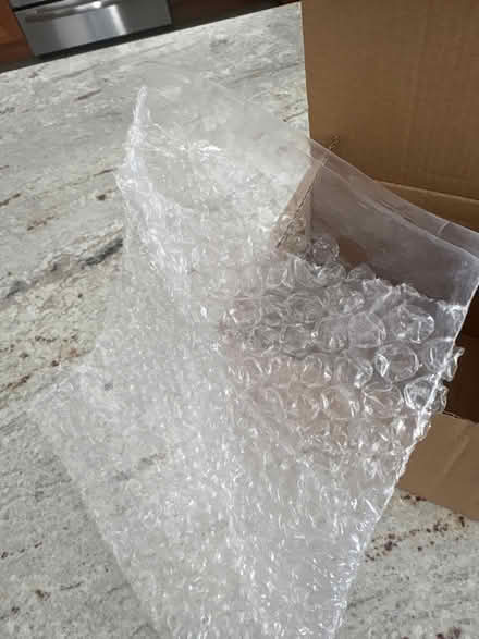 Photo of free Small box and bubble wrap bag (Ossining) #2
