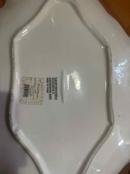 Photo of free Two flower plates (Rengstorff & Middlefield Rd MV) #3