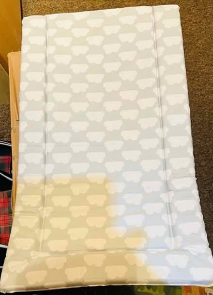 Photo of free Changing Mat (Hemel Hempstead HP2) #2