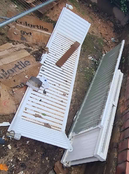 Photo of free 3 radiators (Sale M33) #1