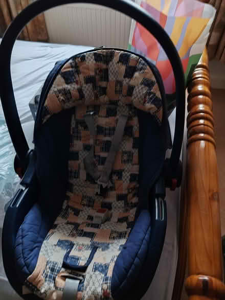 Photo of free Car seats (Hamstreet TN26) #3