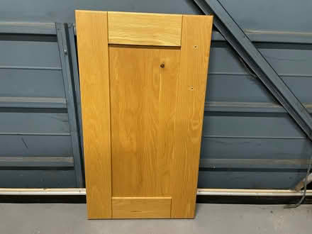 Photo of free kitchen cabinets, wall and base, light oak, and doors (Henleaze BS9) #4