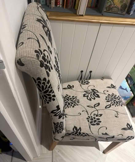 Photo of free 4 X dining room chairs (Brick lane E2) #1