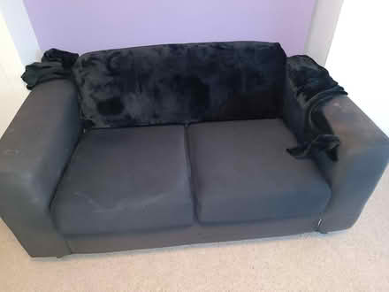 Photo of free 2 seater occasional sofa (Leeds LS17) #3