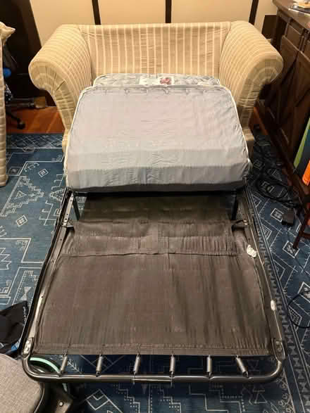 Photo of free Loveseat with Pull-Out Bed (Wallingfird/Greenlake) #4