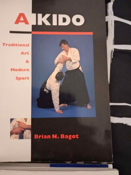 Photo of free lots of books = different genre (Putnoe MK41) #3