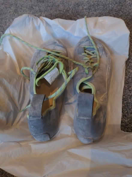 Photo of free UK 8 climbing shoes (Stannington S6) #1