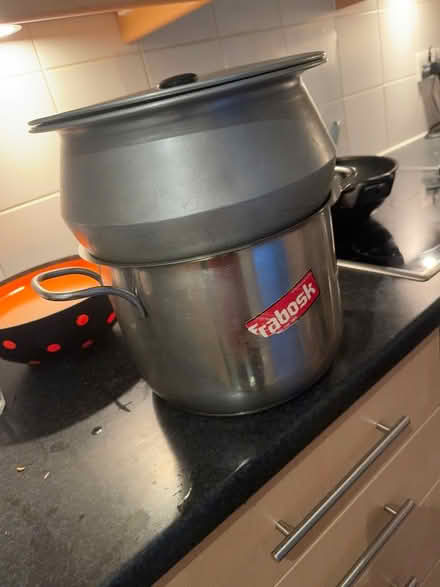 Photo of free cooking pots (sl1 4xz) #2