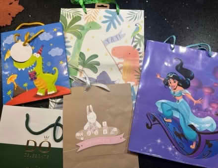 Photo of free Children’s & Pandora Gift Bags (Newburgh WN8) #1