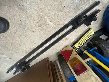 Photo of free Roof bars (Long eaton NG10) #1
