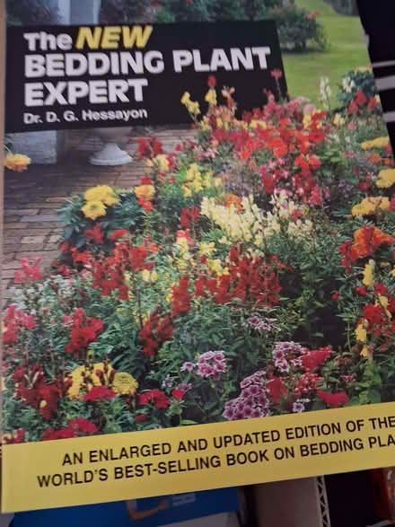 Photo of free lots of books = different genre (Putnoe MK41) #4