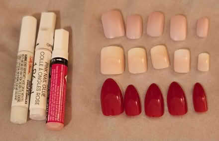 Photo of free Nails 3 different sets (Burhamthorpe & Robert Speck) #1