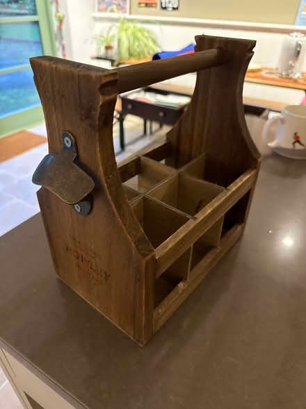 Photo of free 6 bottle beer caddy (RH12 4HJ) #1