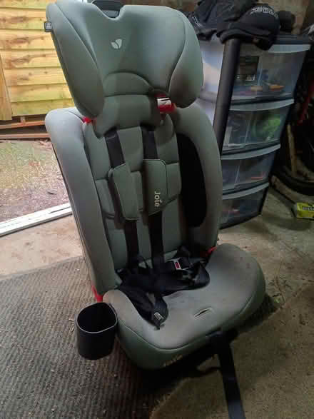 Photo of free Child's car seat isofix (Loxley, S6) #1