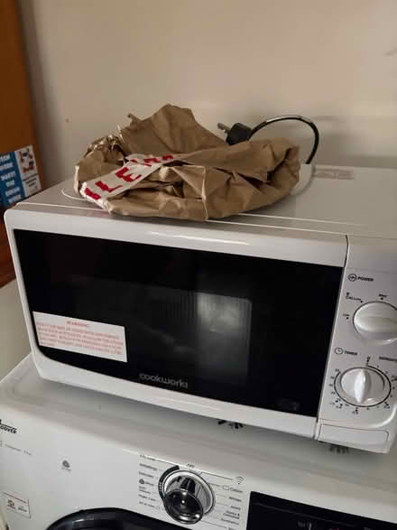 Photo of free Microwave (Leeds LS8) #1