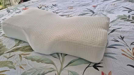 Photo of free Ergonomic pillow (Kidlington OX5) #1