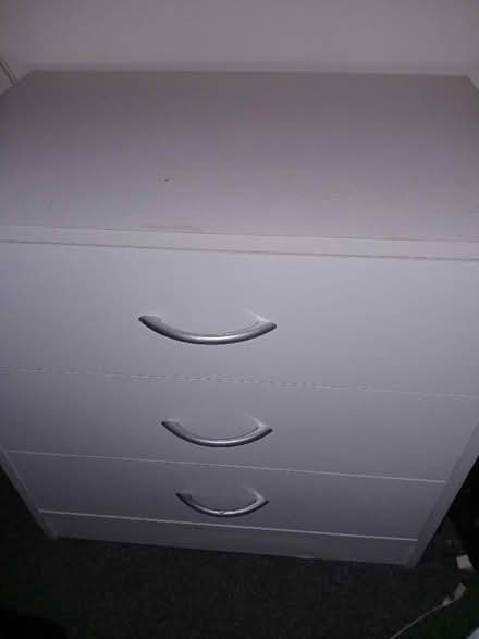 Photo of free White Chest of Drawers (Aigburth L17) #3
