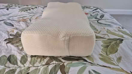 Photo of free Ergonomic pillow (Kidlington OX5) #3