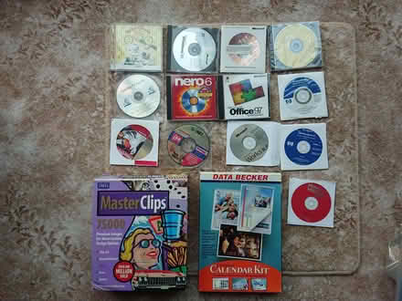 Photo of free Computer Software CDs (Olton B92) #1