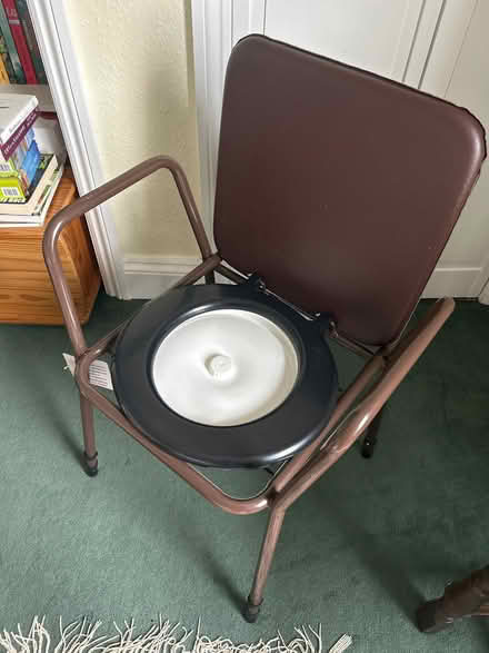 Photo of free Commode (Eastcote HA5) #2