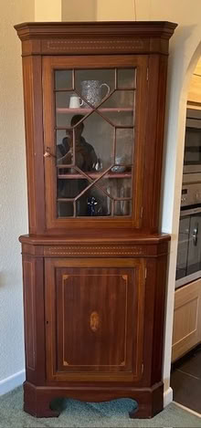 Photo of free Victorian/Edwardian Corner Display Cabinet (Saint Davids Ward EX4) #2