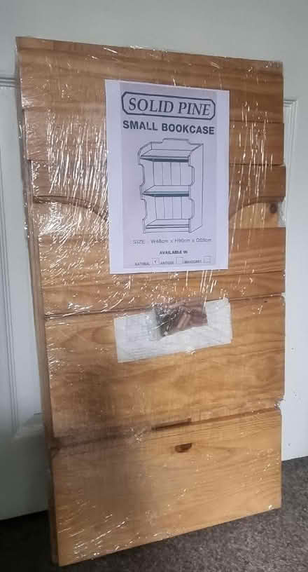 Photo of free 2 small bookcases (Beeston Rylands NG9) #1