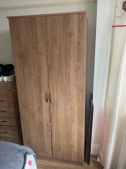 Photo of free Single wardrobe laminate (Horndean PO8) #1