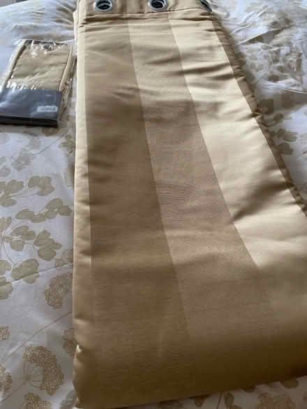 Photo of free Curtains tie backs cushions (Sidcup/Blackfen) #1