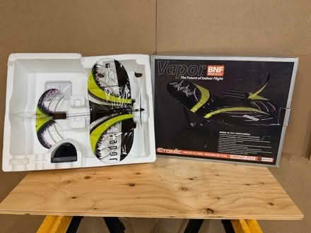 Photo of free Etomic Vapor Indoor Flyer (Stittsville) #1