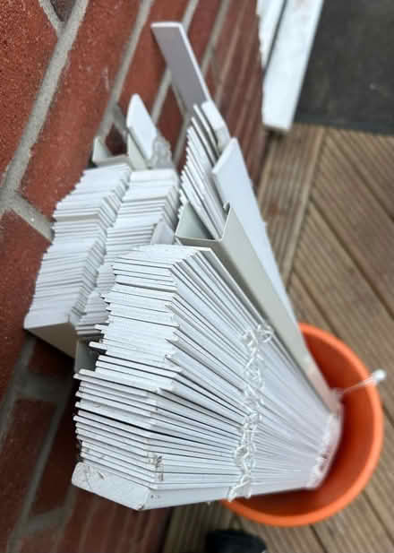 Photo of free White Venetian Blinds x 4 (Willaston CH64) #3