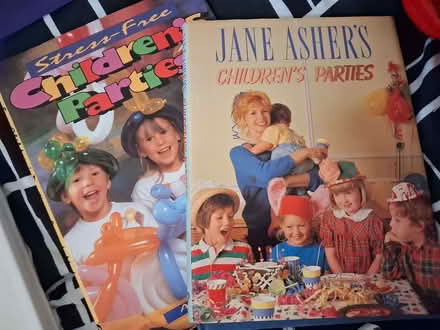 Photo of free lots of books = different genre (Putnoe MK41) #1