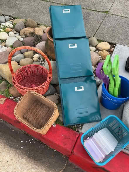 Photo of free Sand toys baskets badminton kids bb (16 G Street, San Rafael) #1