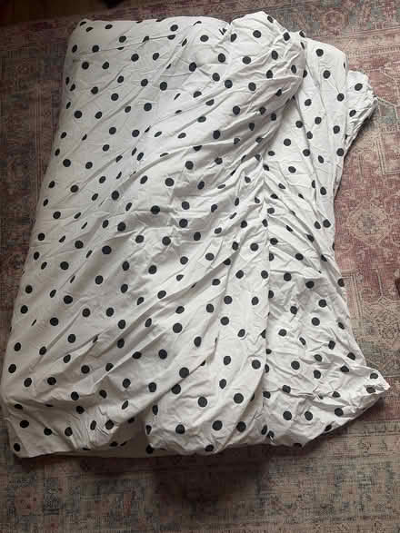 Photo of free Single duvet with duvet cover (Kentish Town NW5) #1