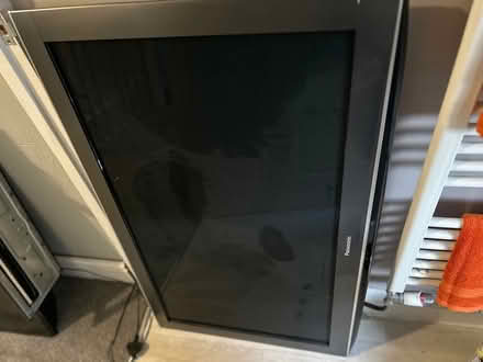 Photo of free TV (Ware SG12) #1