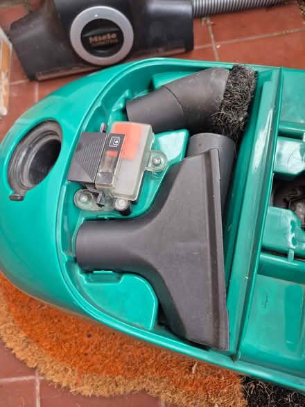 Photo of free Miele vacuum cleaner (NR6 6BP) #2