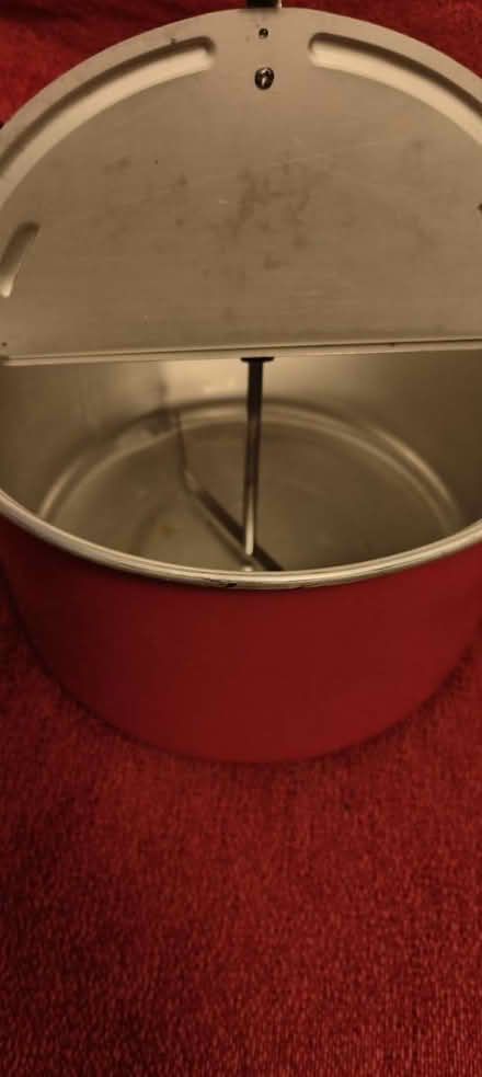 Photo of free Popcorn making pan with stirrer (evercreech BA4) #2