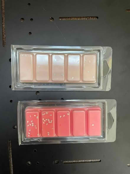 Photo of free Scented wax melts (Knebworth SG3) #1