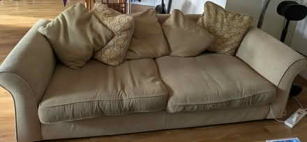 Photo of free Sofa (Amersham Common HP7) #1
