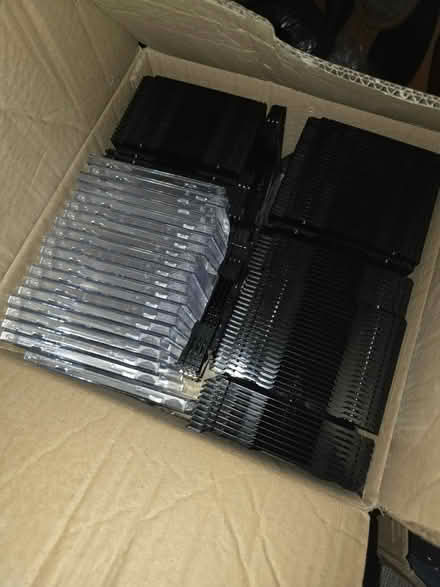 Photo of free CD cases brand new empty (ME8) #1