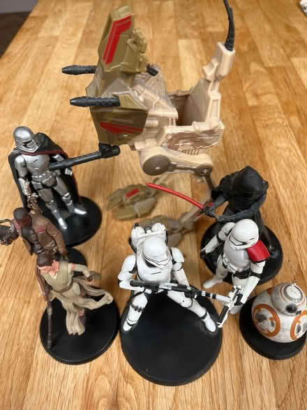 Photo of free Star Wars Figures (Wainscott) #1