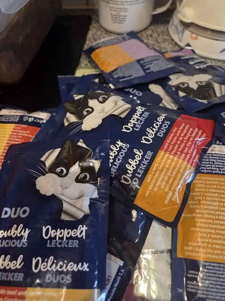 Photo of free Cat food - variety (Lea Industrial Estate AL5) #4